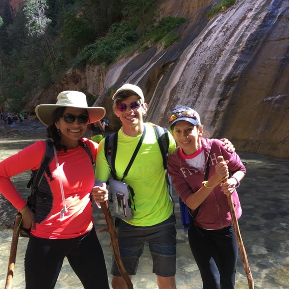 Meet your Posher, Patti - Picture 2 of 5